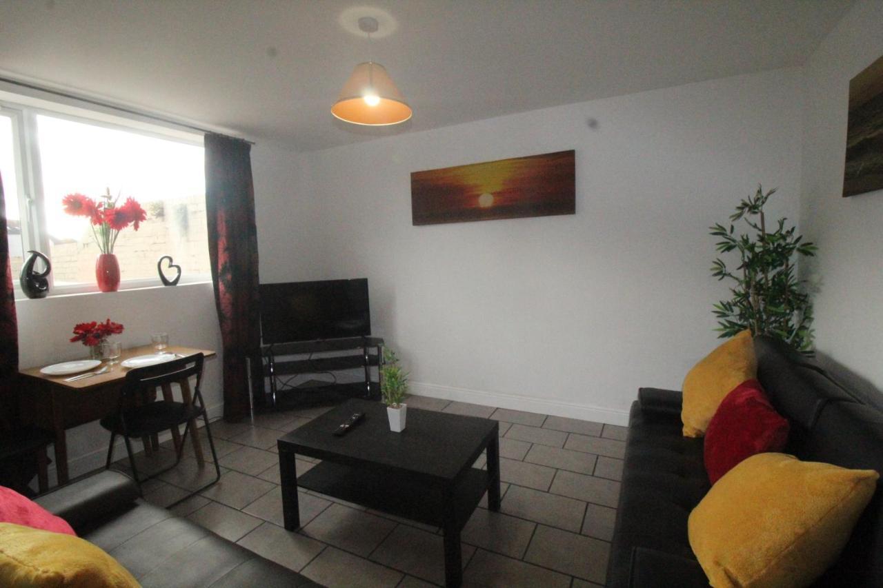 Dinnington House Dinnington By Smart Corporate Stays Dış mekan fotoğraf